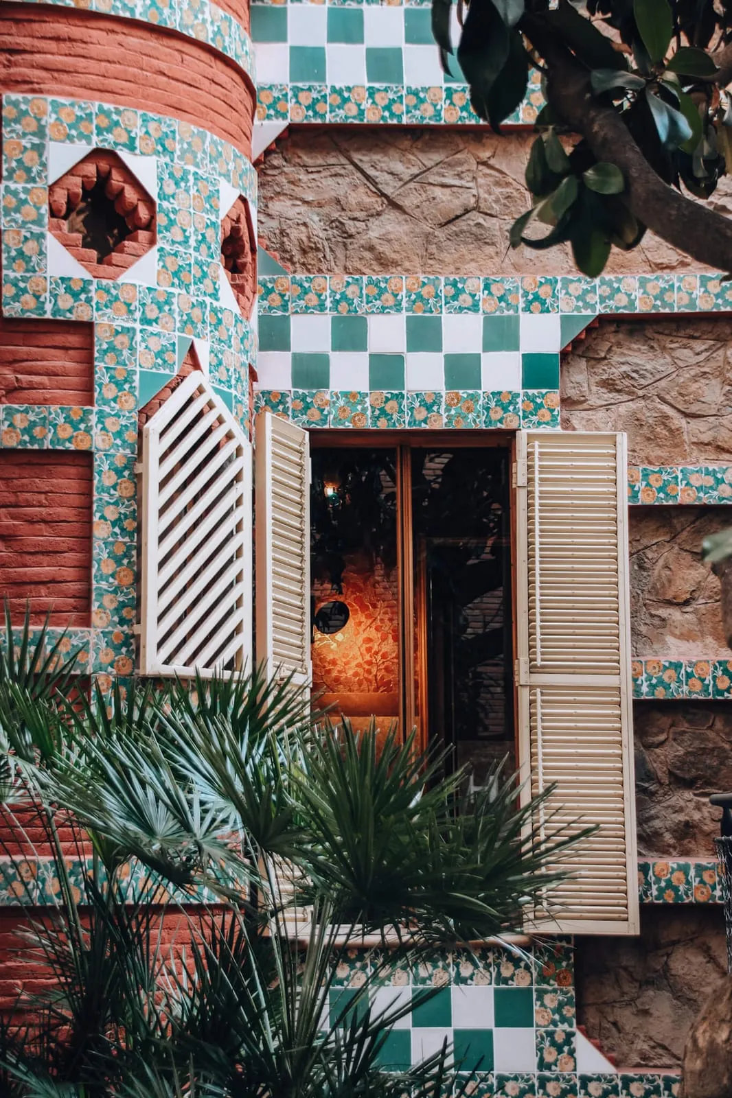 Casa Vicens – Foto 1